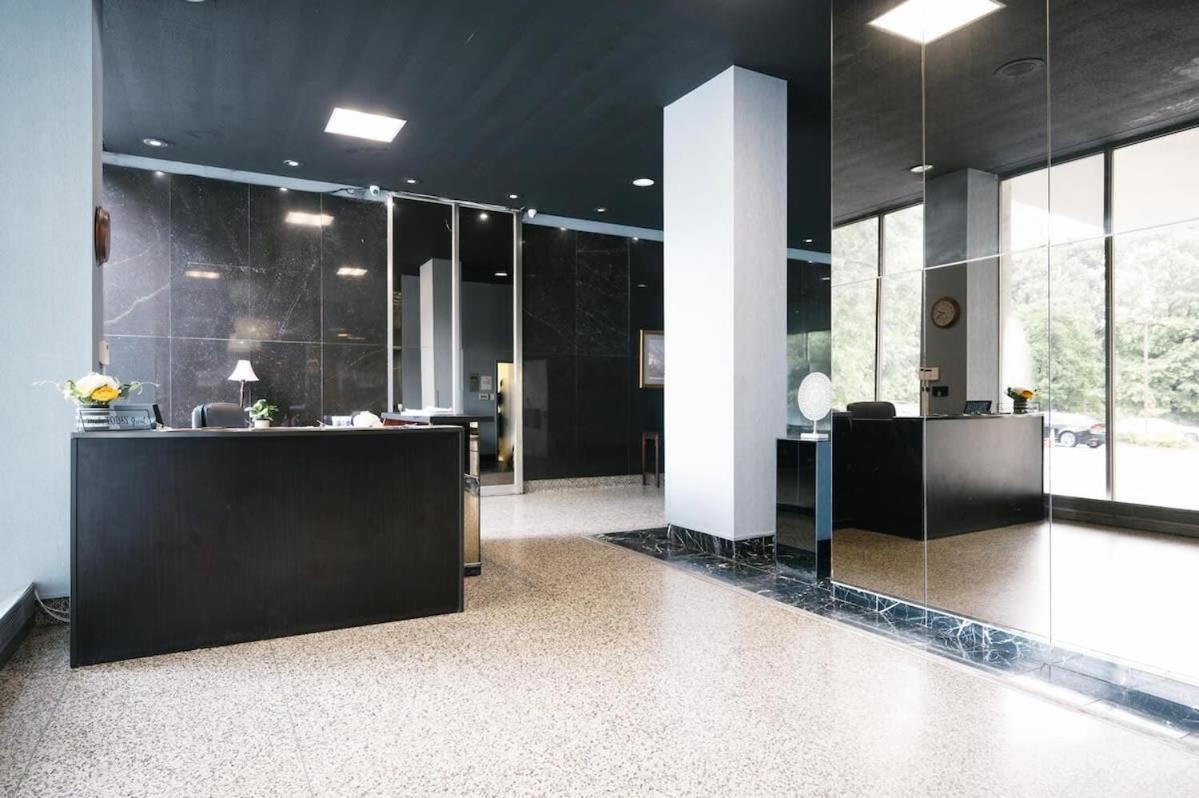 Вилла Atl Downtown 2Br King Bed Free Parking Lm1902 Атланта Экстерьер фото