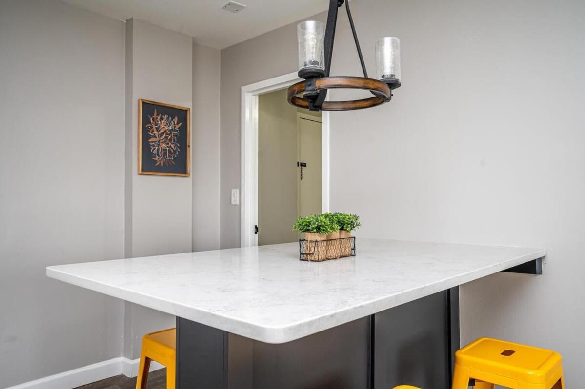 Вилла Atl Downtown 2Br King Bed Free Parking Lm1902 Атланта Экстерьер фото